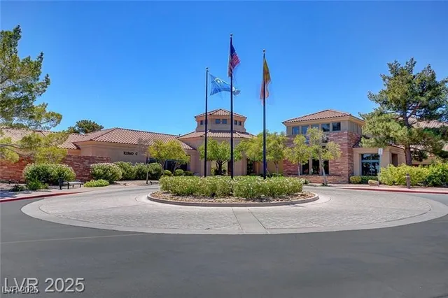 $3,300 | 2660 Crown Ridge Drive, Las Vegas, NV 89134