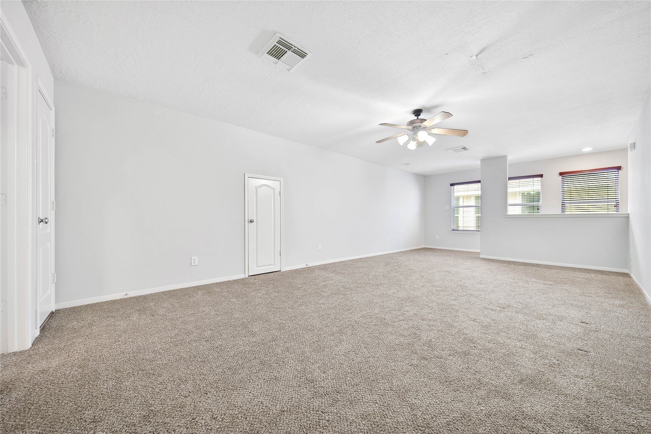 2618 Shady Acres Court Houston, TX 77008 - Photo 23 of 40