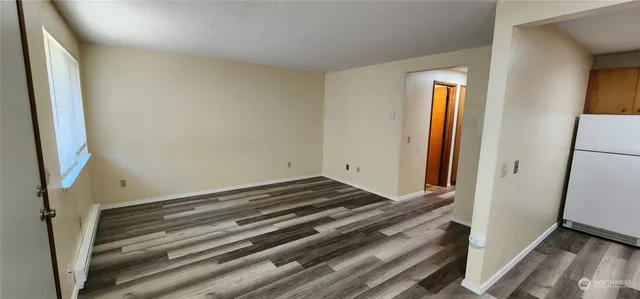 $1,460 | 624 West Cedar Street, Unit 11, Shelton, WA 98584