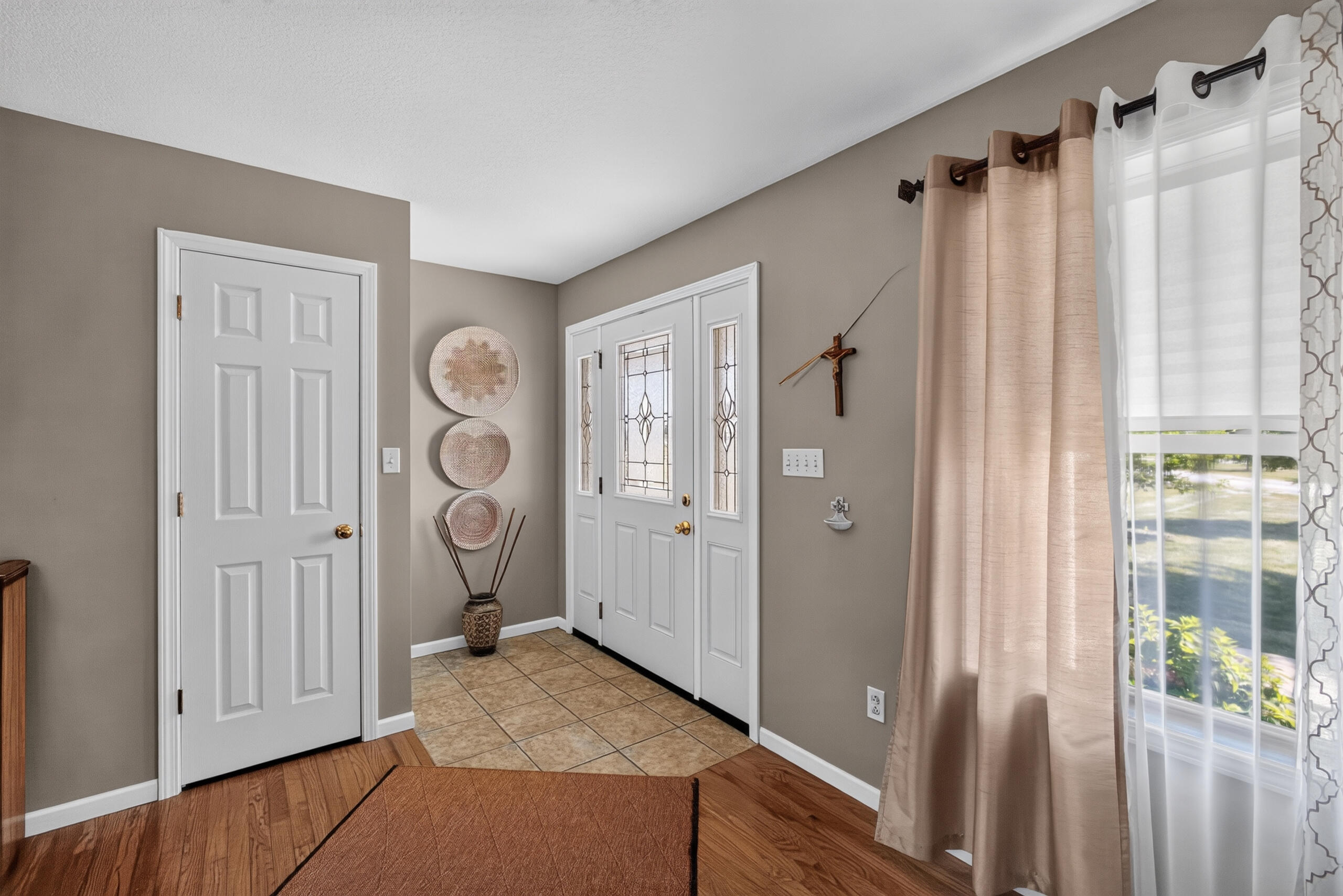 8930 Audrain Road East Centralia, MO 65240 - Photo 7 of 70 Gallery Image 7