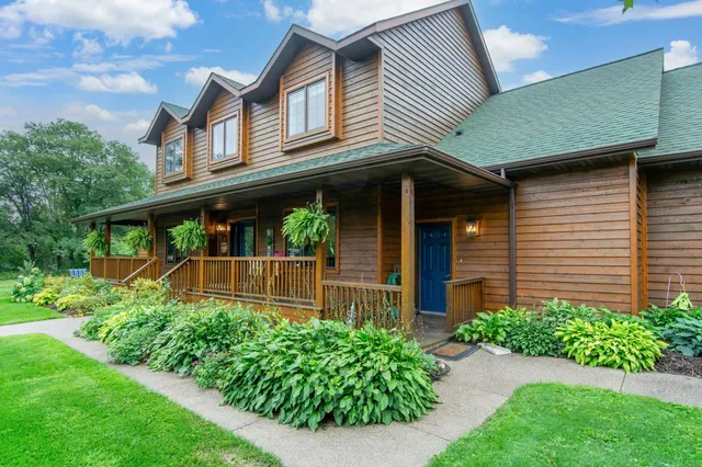 $785,000 | 41844 255th Place, McGregor, MN 55760