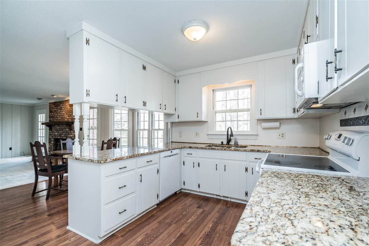 4516 Connell Drive Raleigh, NC 27612 - Photo 11 of 28 Photo 11