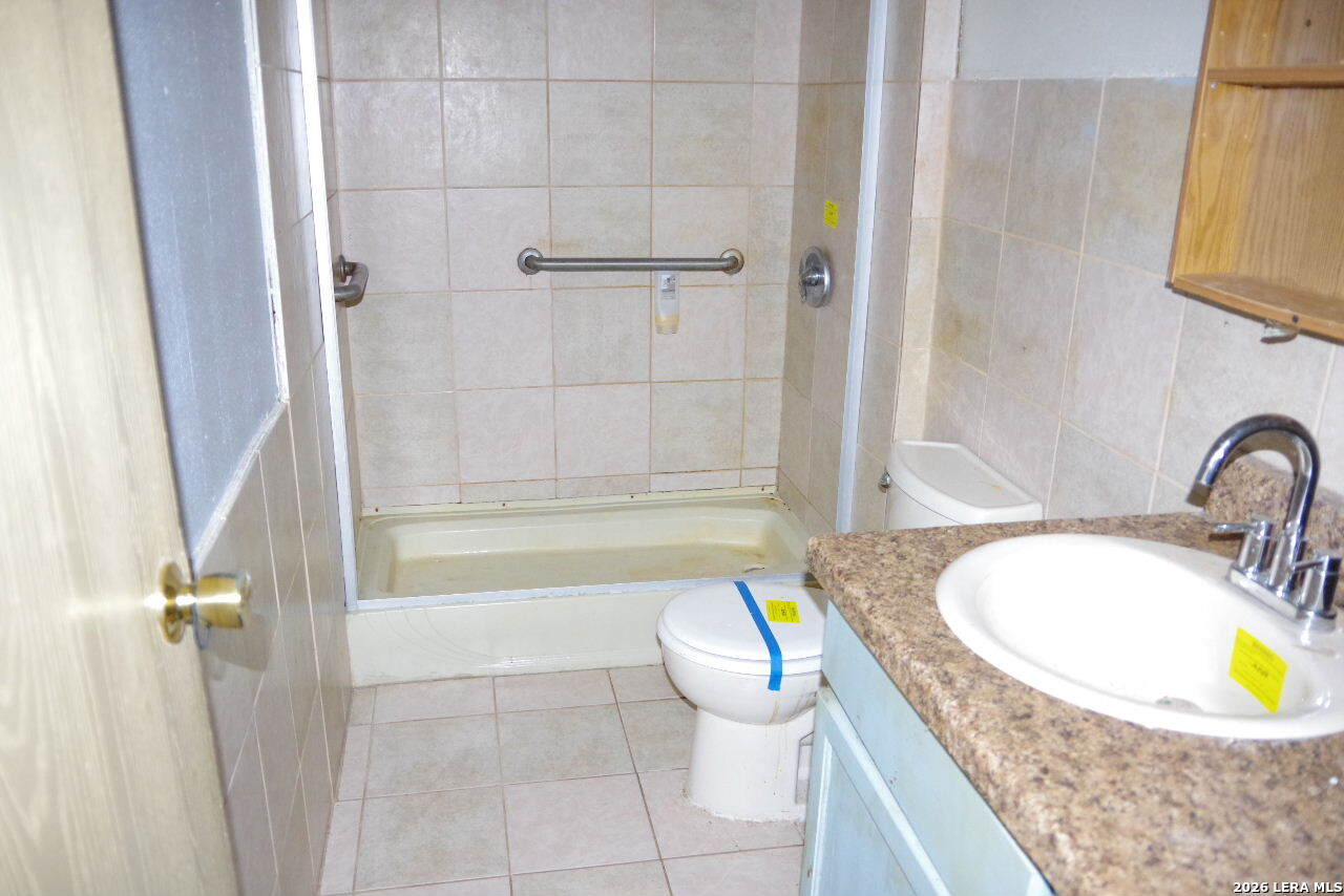 142 Thunderhead Drive Spring Branch, TX 78070 - Photo 7 of 12