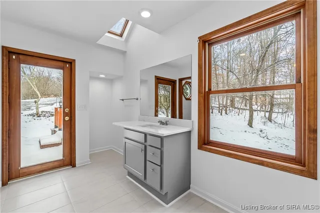 $550,000 | 2336 North Luther Road, Georgetown, IN 47122