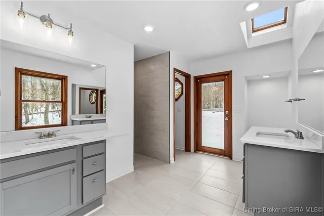 $550,000 | 2336 North Luther Road, Georgetown, IN 47122