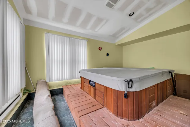 $425,000 | 3 Carlo Drive, Keansburg, NJ 07734