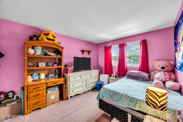 $425,000 | 3 Carlo Drive, Keansburg, NJ 07734