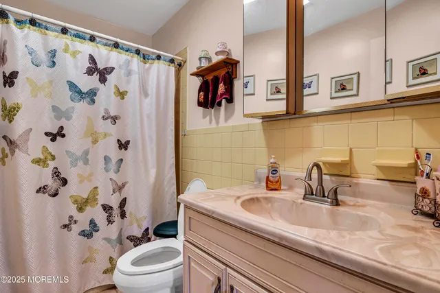 $425,000 | 3 Carlo Drive, Keansburg, NJ 07734