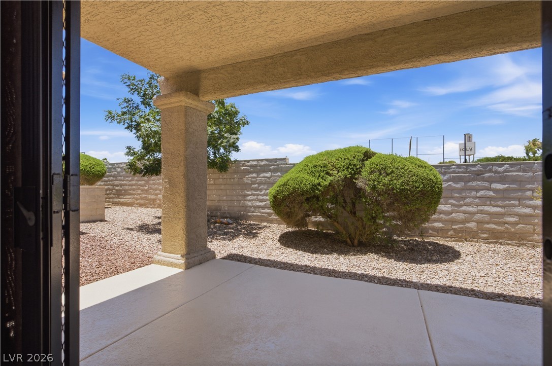 251 North Cimarron Road Las Vegas, NV 89145 - Photo 29 of 41