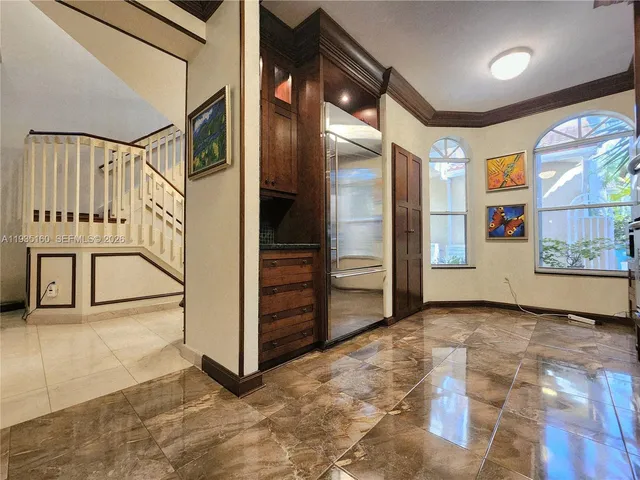 a view of entryway with a lot of stuff