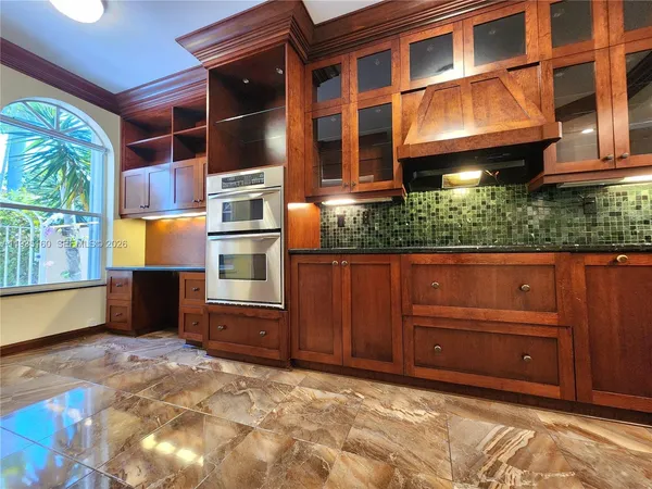 $5,000 | 21028 Northeast 34th Court, Unit 21028, Aventura, FL 33180