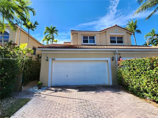 a front view of house with yard