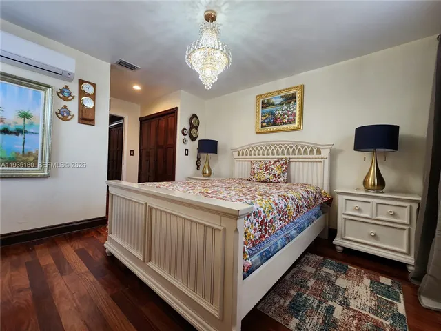 a view of entryway and hall