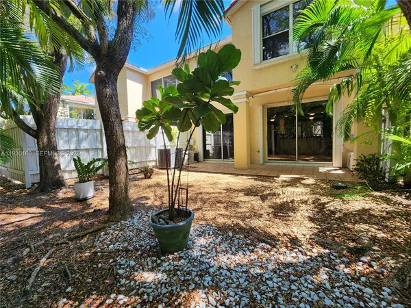 $5,000 | 21028 Northeast 34th Court, Unit 21028, Aventura, FL 33180