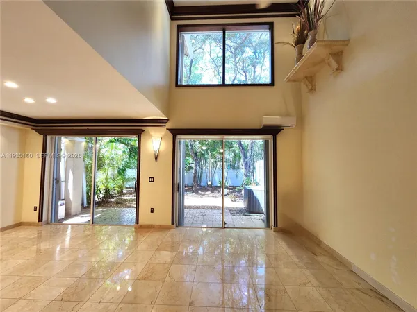 $5,000 | 21028 Northeast 34th Court, Unit 21028, Aventura, FL 33180