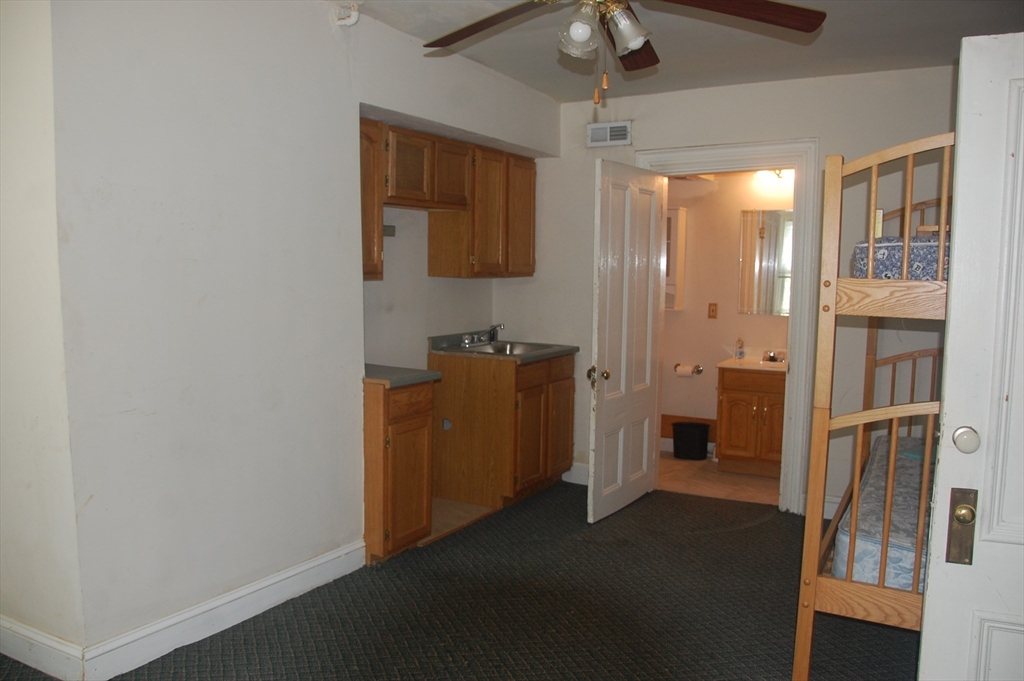 36 Highland Street Boston, MA 02119 - Photo 10 of 17