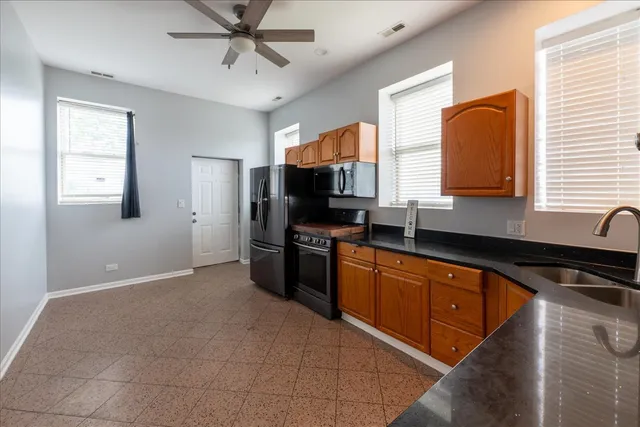 $515,000 | 1635 South Christiana Avenue, Chicago, IL 60623