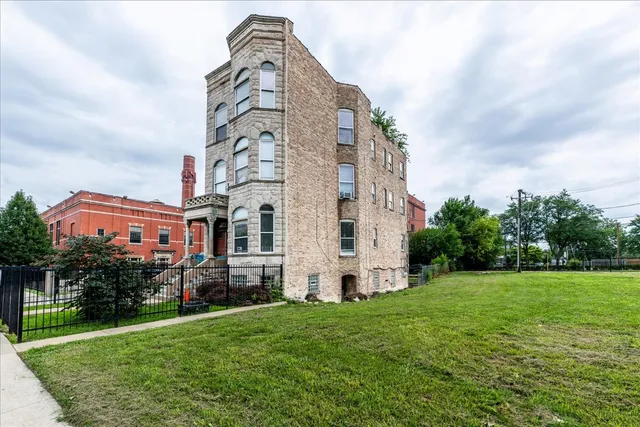 $515,000 | 1635 South Christiana Avenue, Chicago, IL 60623