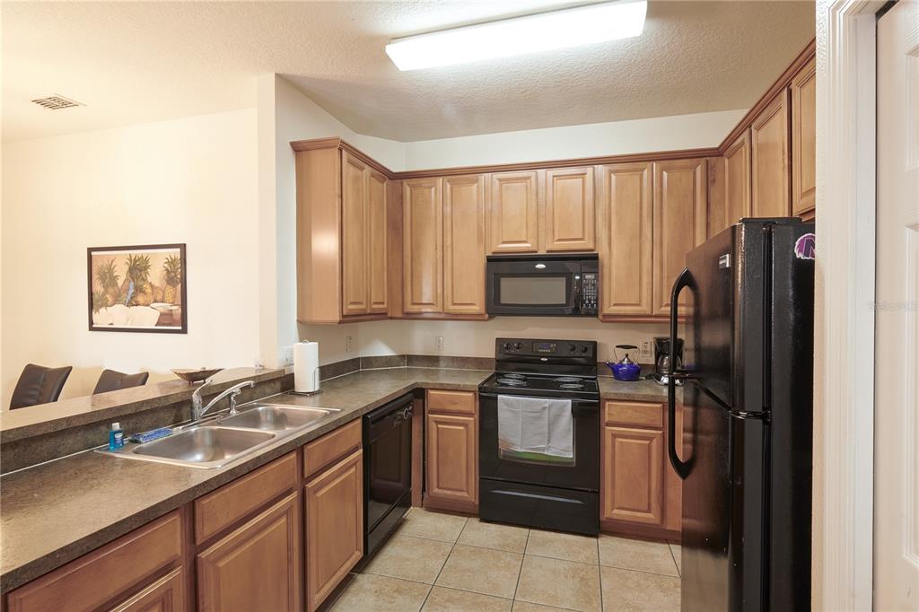 7513 Pellham Way Kissimmee, FL 34747 - Photo 3 of 33