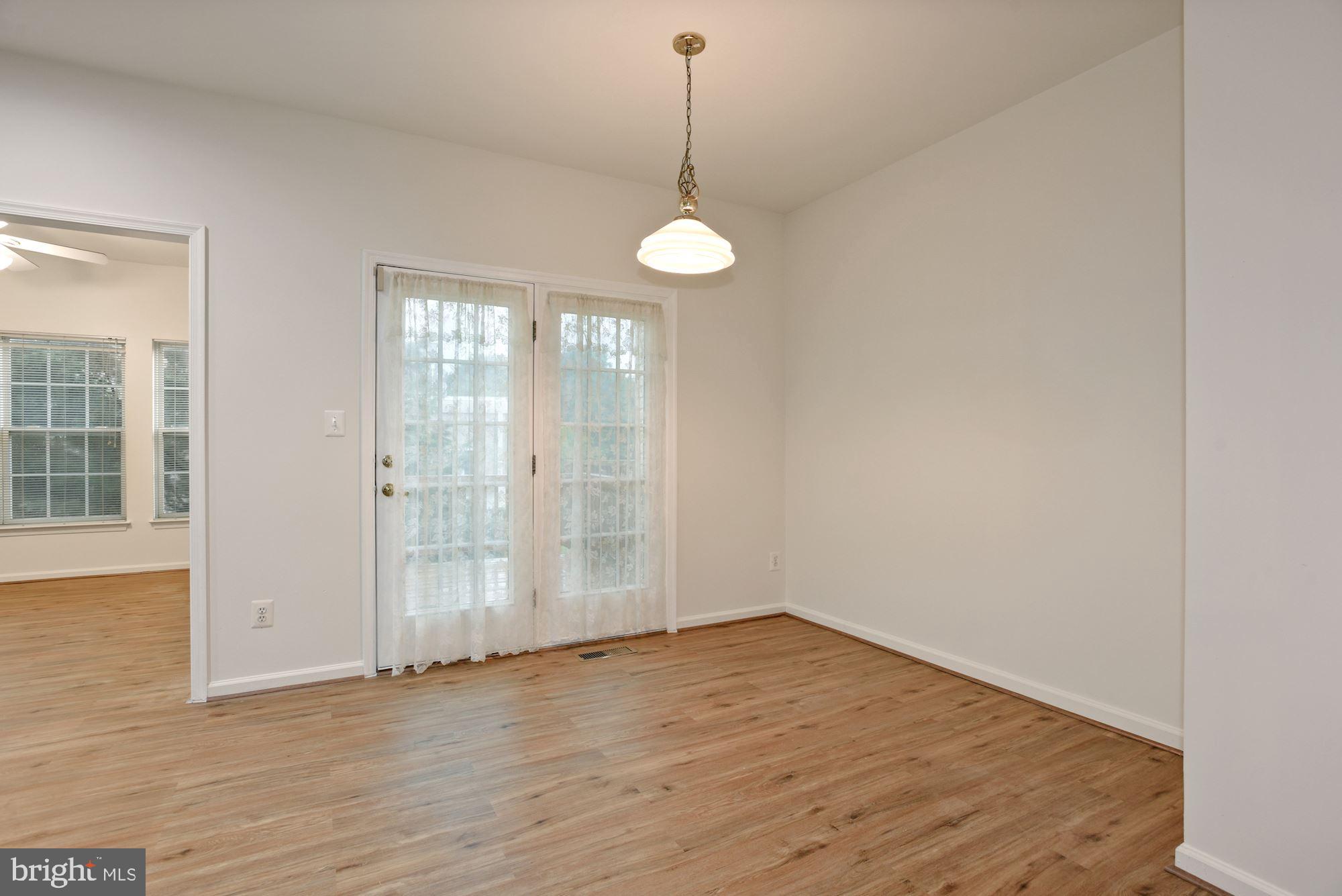 13617 Beckingham Drive Herndon, VA 20171 - Photo 21 of 32