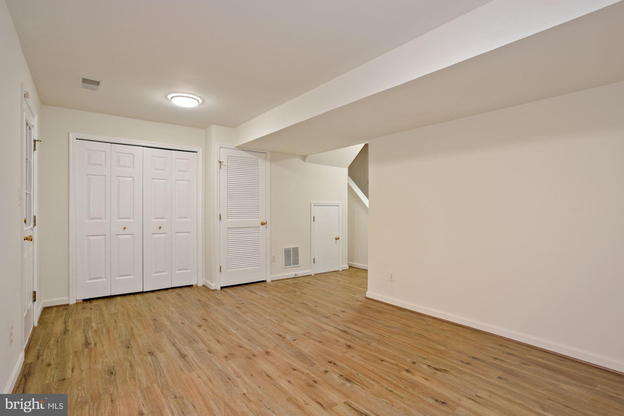 13617 Beckingham Drive Herndon, VA 20171 - Photo 25 of 32