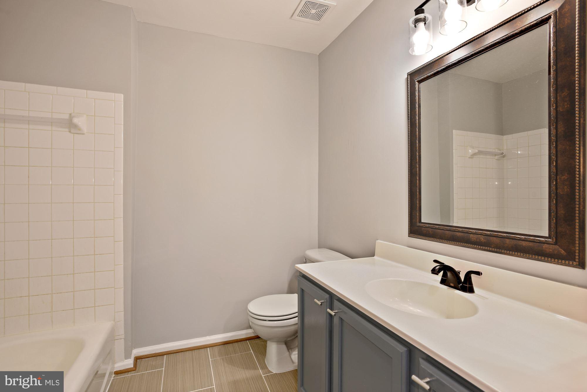 13617 Beckingham Drive Herndon, VA 20171 - Photo 28 of 32