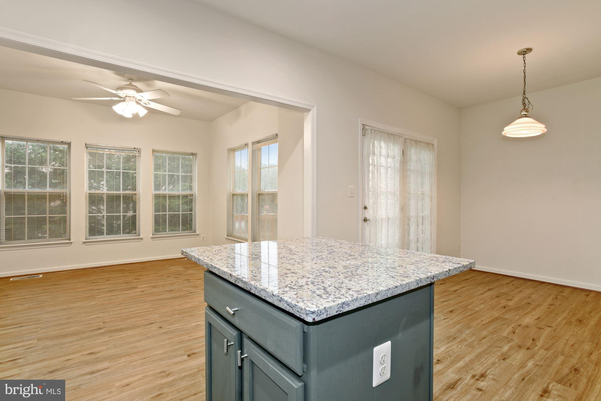 13617 Beckingham Drive Herndon, VA 20171 - Photo 4 of 32