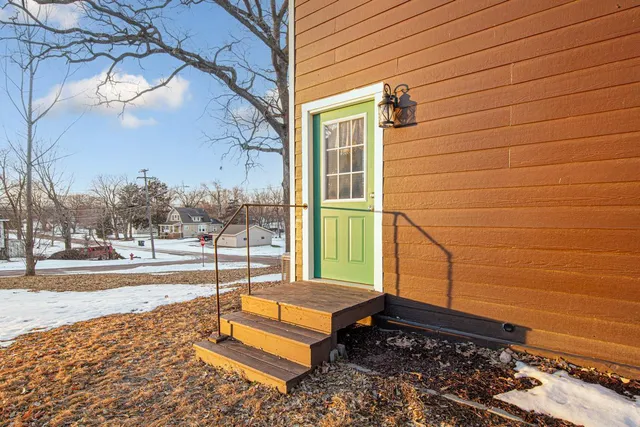 $220,000 | 325 West River Street, Waterville, MN 56096