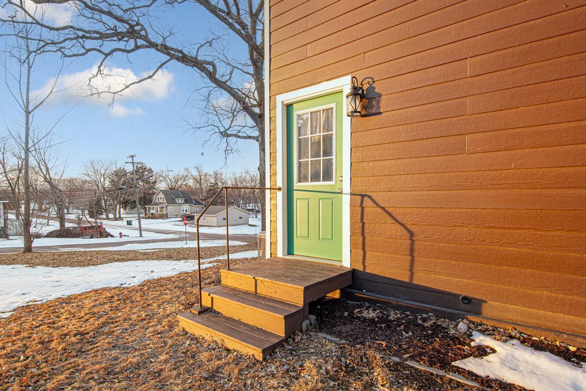 325 West River Street Waterville, MN 56096 - Photo 4 of 34