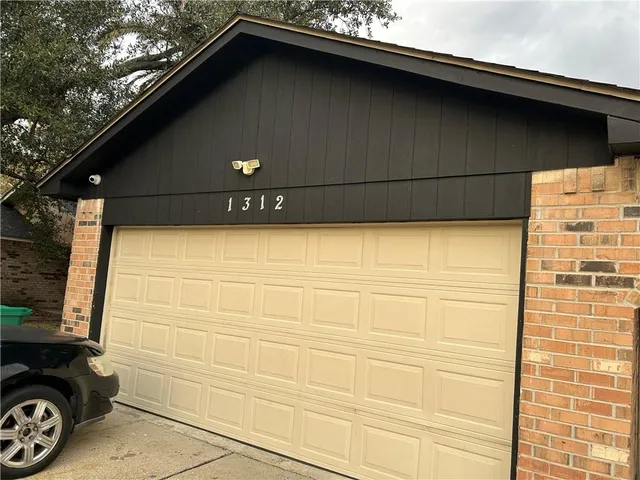 $1,750 | 1312 North Sugar Ridge Road, Laplace, LA 70068