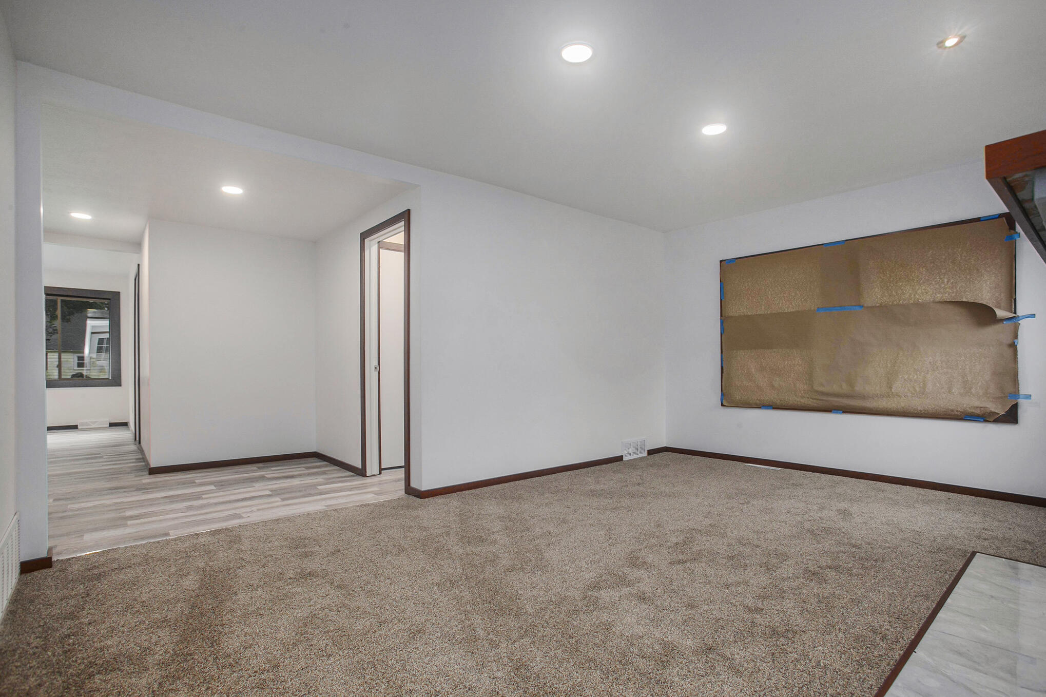 411 6th Avenue Three Rivers, MI 49093 - Photo 4 of 20 1DC_7958