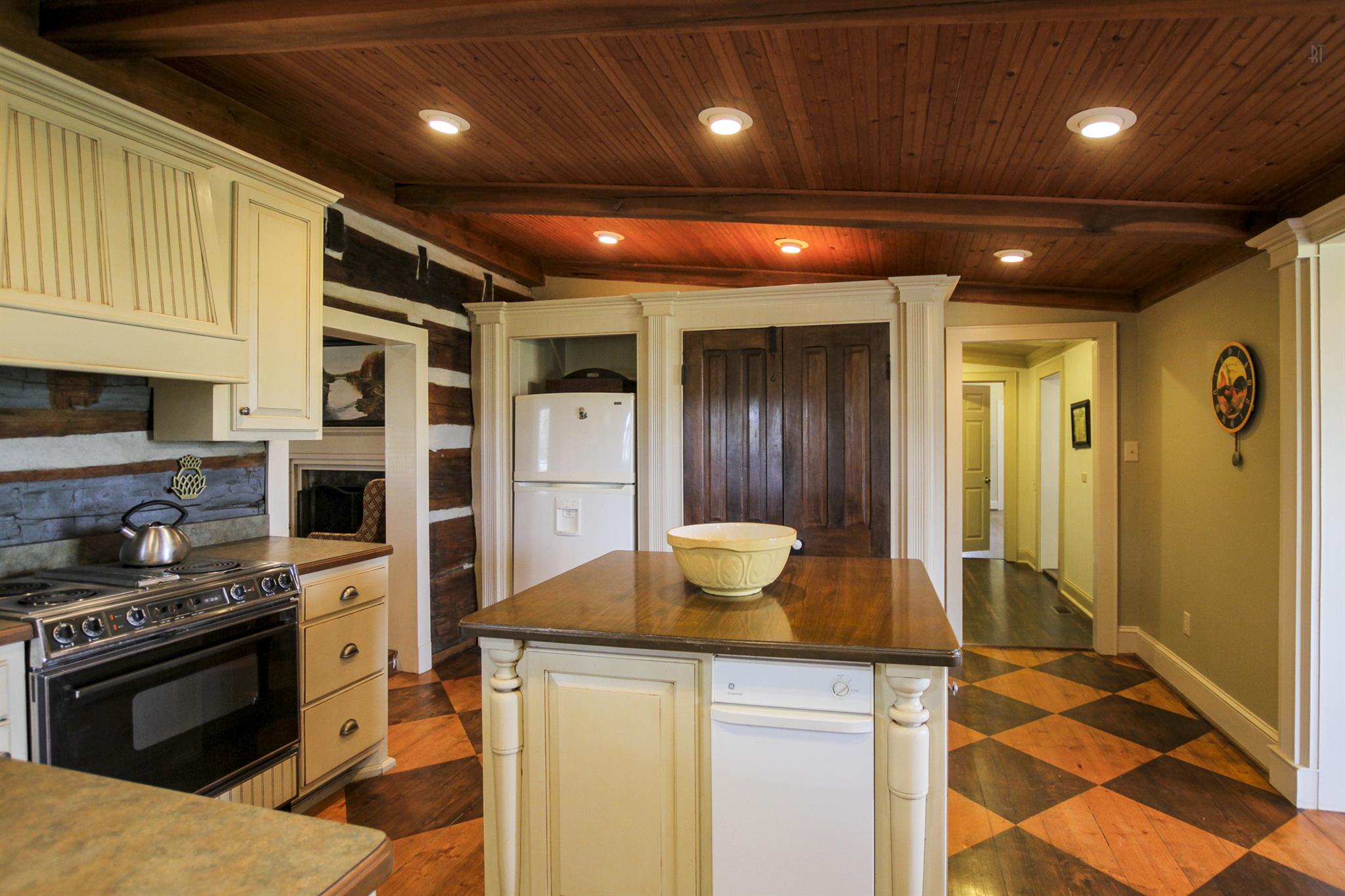158 Hurricane Grove Road Shelbyville, TN 37160 - Photo 11 of 21