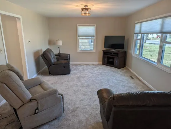 $168,000 | 400 9th Street Southwest, Wells, MN 56097