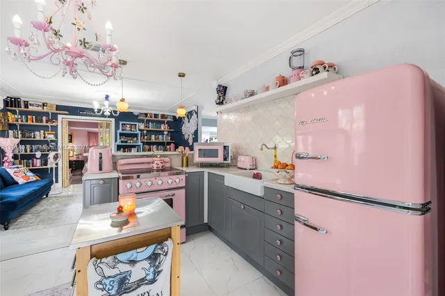 $749,000 | 2820 Southwest 33rd Court, Miami, FL 33133