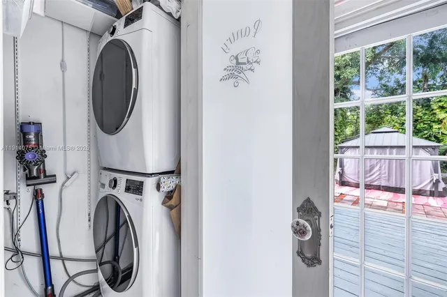 $749,000 | 2820 Southwest 33rd Court, Miami, FL 33133