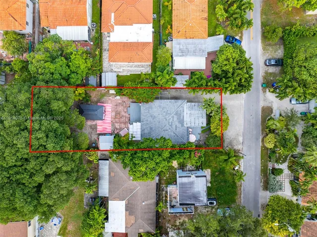 $749,000 | 2820 Southwest 33rd Court, Miami, FL 33133