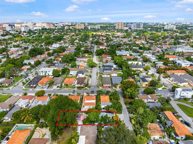 $749,000 | 2820 Southwest 33rd Court, Miami, FL 33133