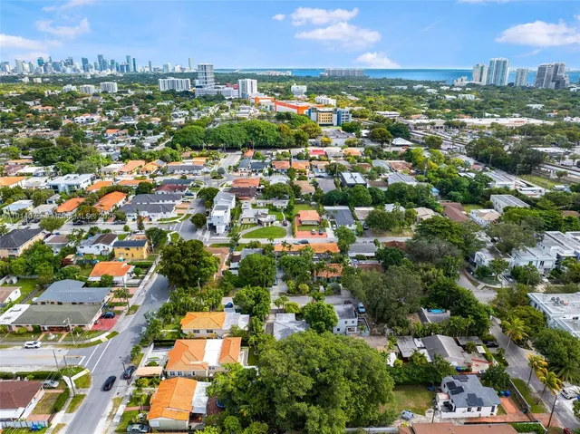 $749,000 | 2820 Southwest 33rd Court, Miami, FL 33133