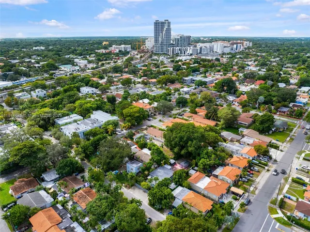 $749,000 | 2820 Southwest 33rd Court, Miami, FL 33133