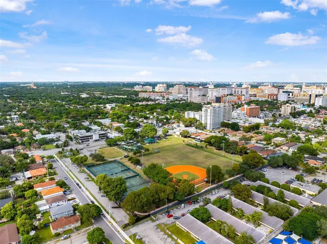 $749,000 | 2820 Southwest 33rd Court, Miami, FL 33133