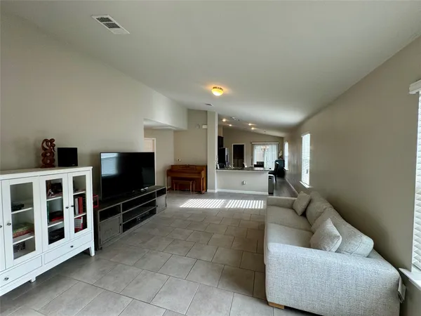 $1,850 | 416 Purple Martin Avenue, Kyle, TX 78640