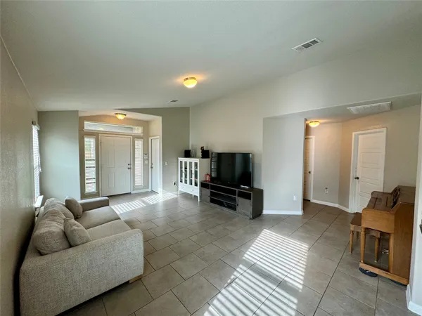 $1,850 | 416 Purple Martin Avenue, Kyle, TX 78640