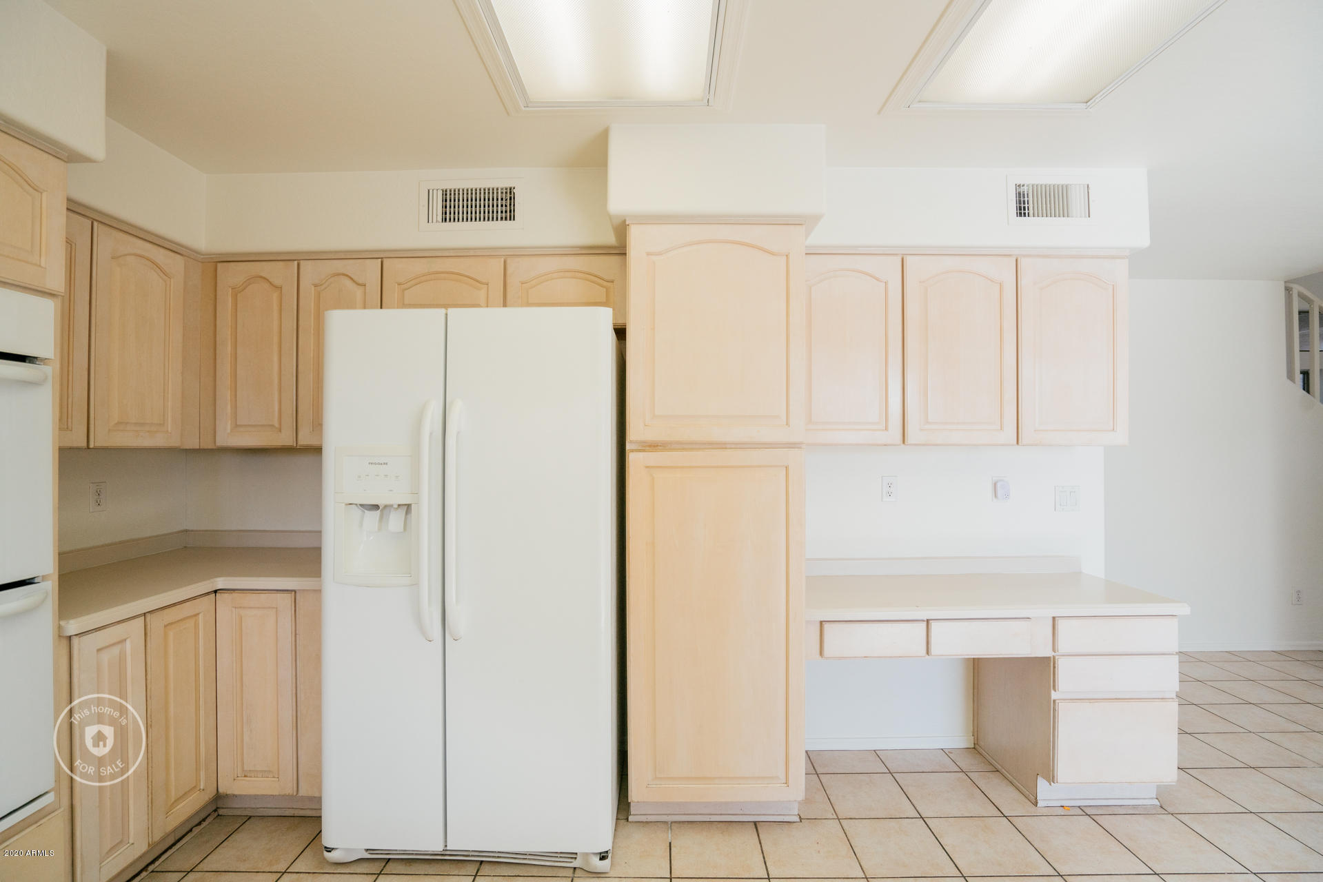 11245 West Almeria Road Avondale, AZ 85392 - Photo 8 of 23 photo_08