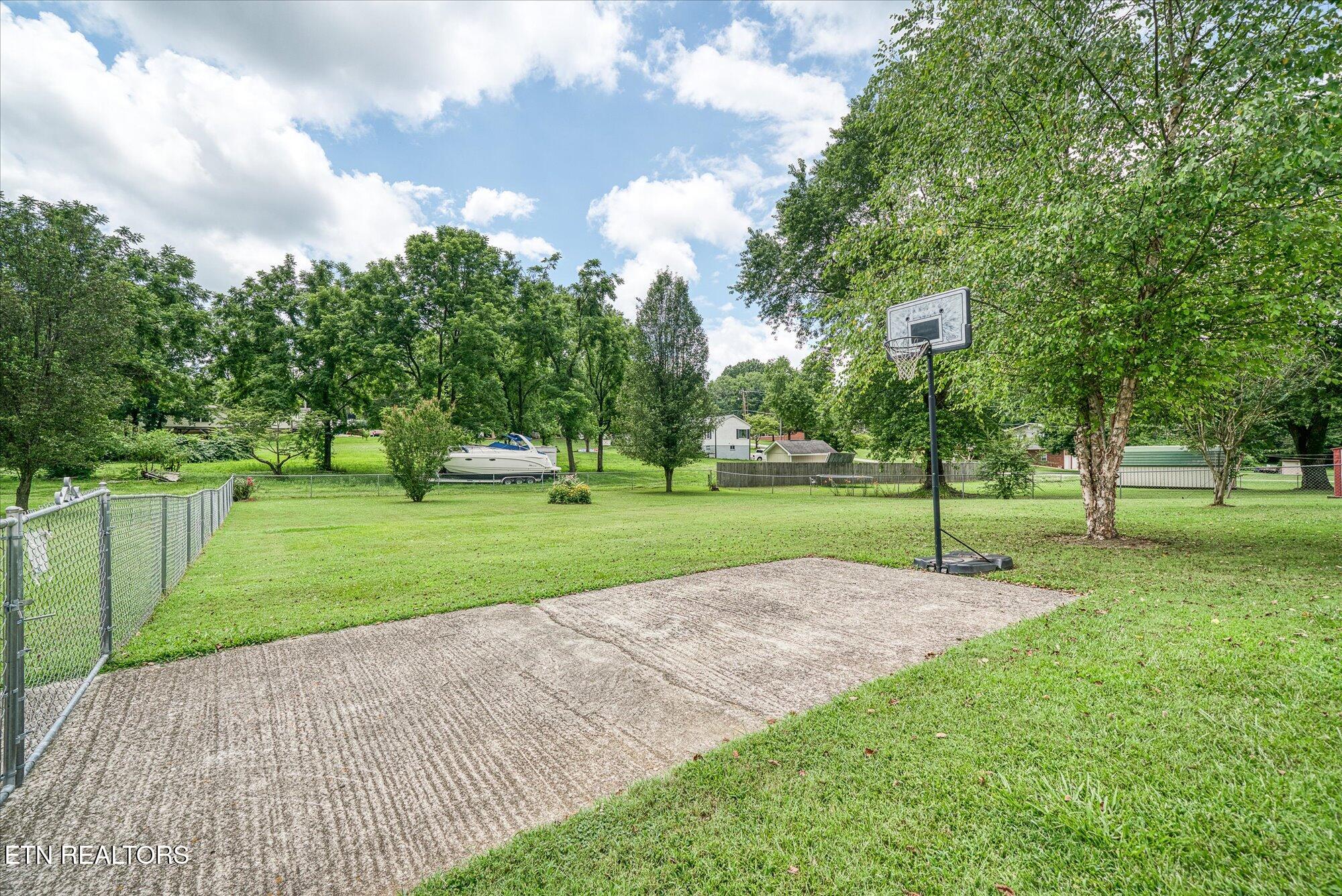 214 Omega Street Harriman, TN 37748 - Photo 14 of 39 14-214 Omega St_089_TNPC