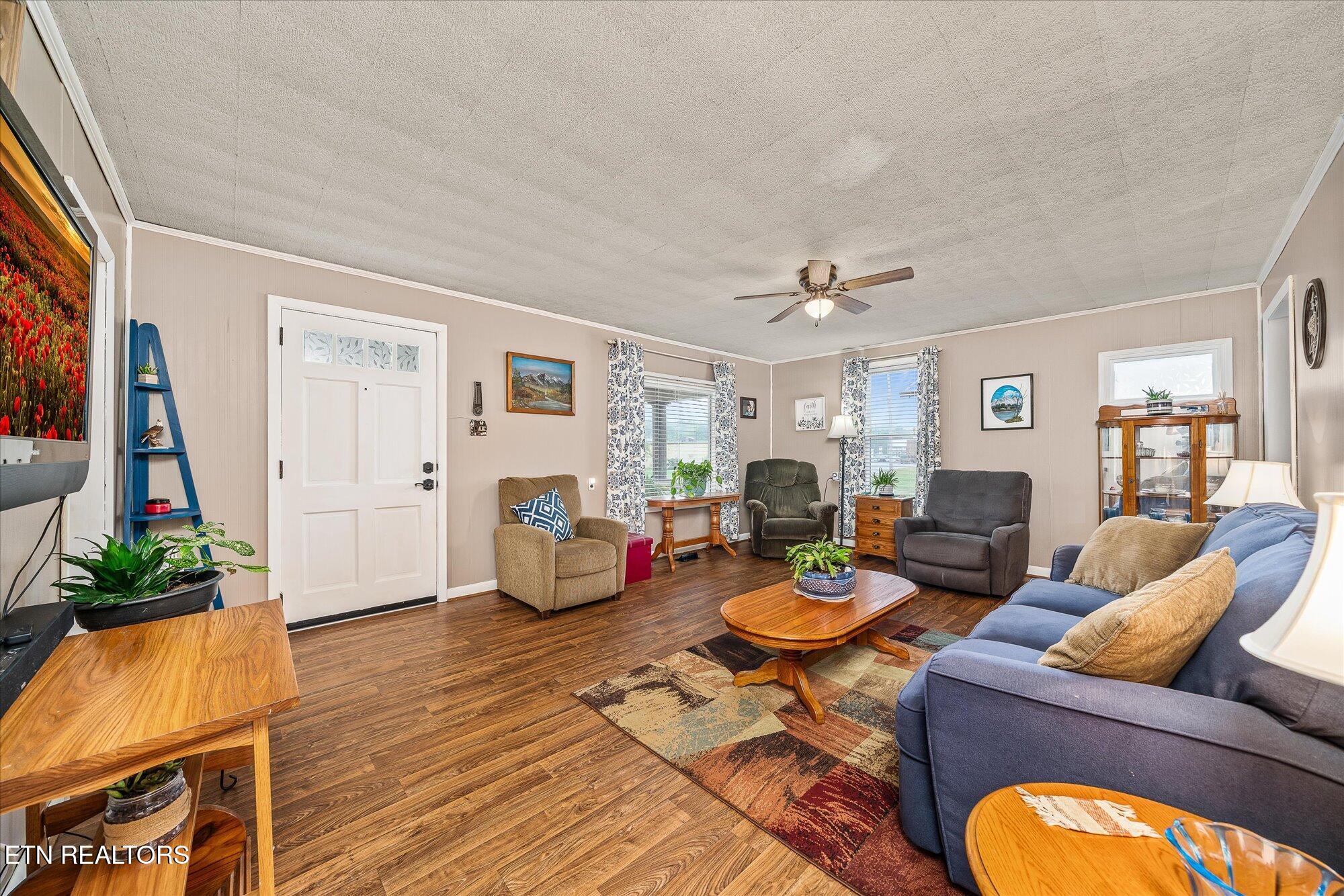 214 Omega Street Harriman, TN 37748 - Photo 16 of 39 16-214 Omega St_099_TNPC