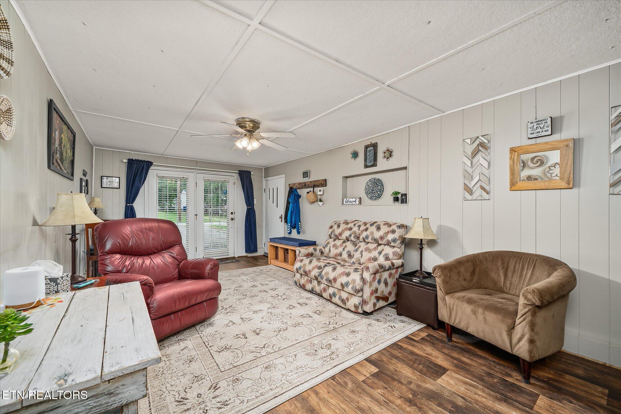 214 Omega Street Harriman, TN 37748 - Photo 27 of 39 27-214 Omega St_153_TNPC