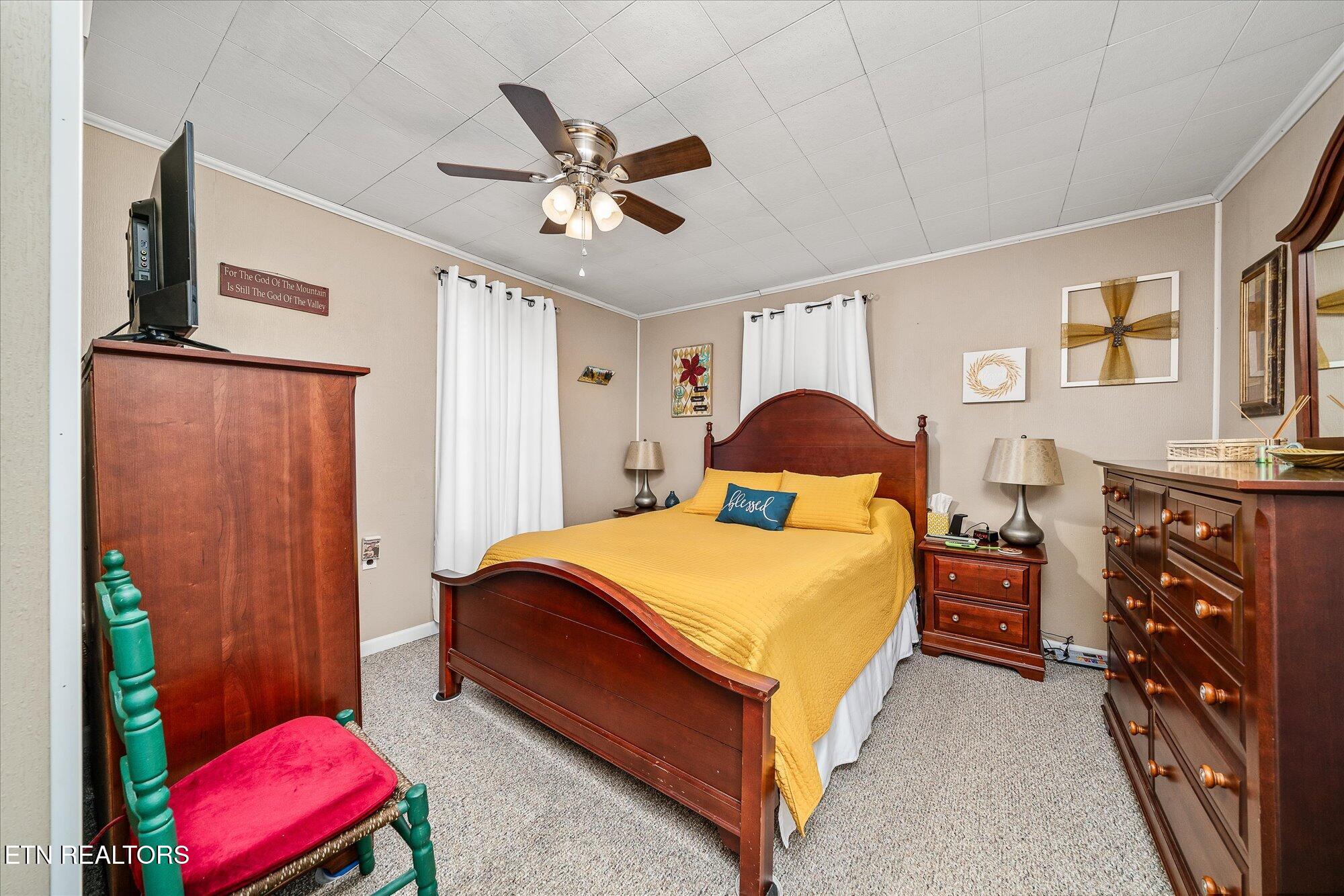 214 Omega Street Harriman, TN 37748 - Photo 31 of 39 31-214 Omega St_173_TNPC