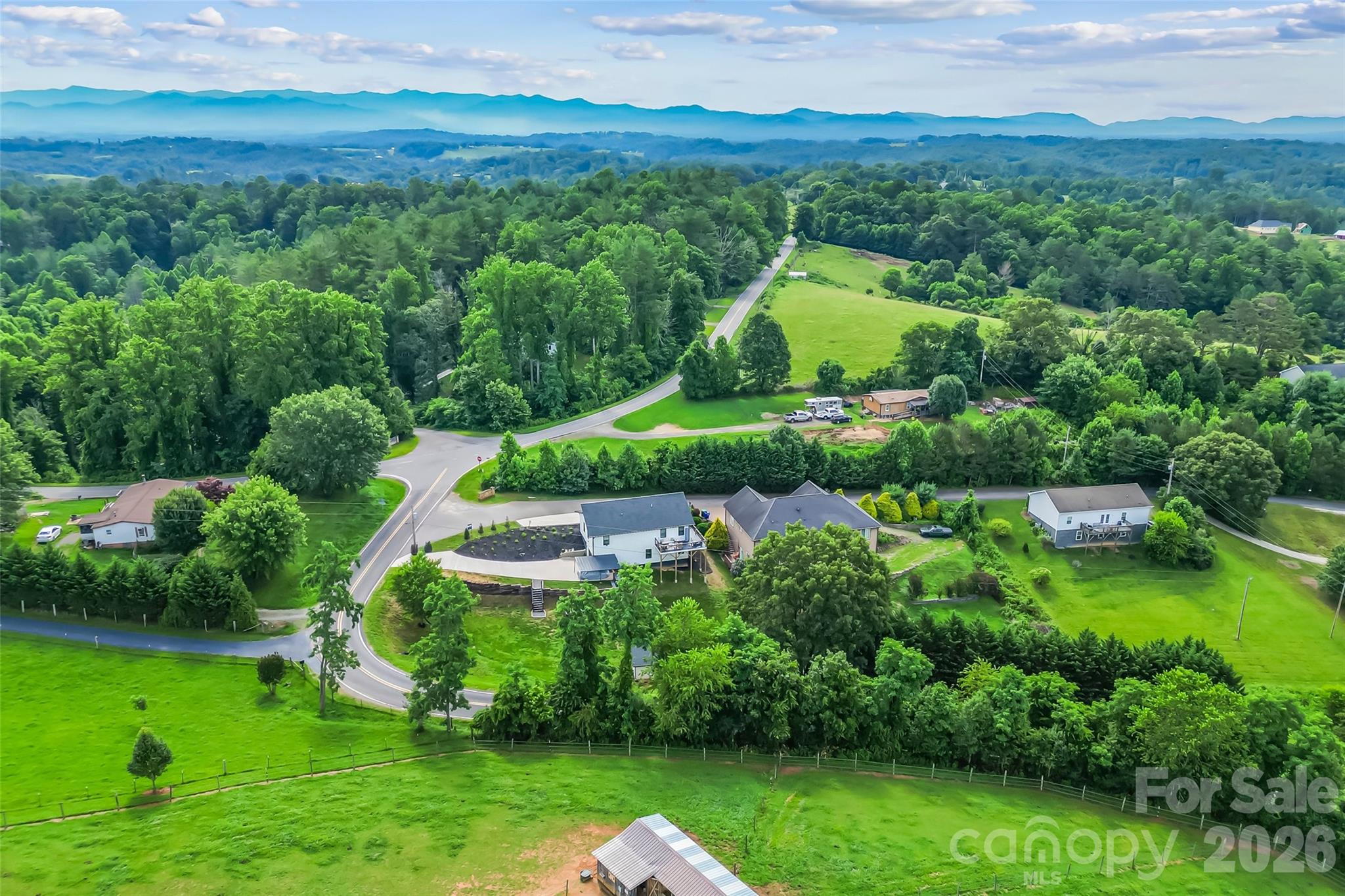 1 Little Oak Road Leicester, NC 28748 - Photo 7 of 34