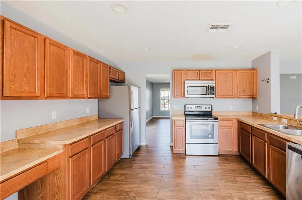 $3,250 | 15608 Tolowa Court, Orlando, FL 32828