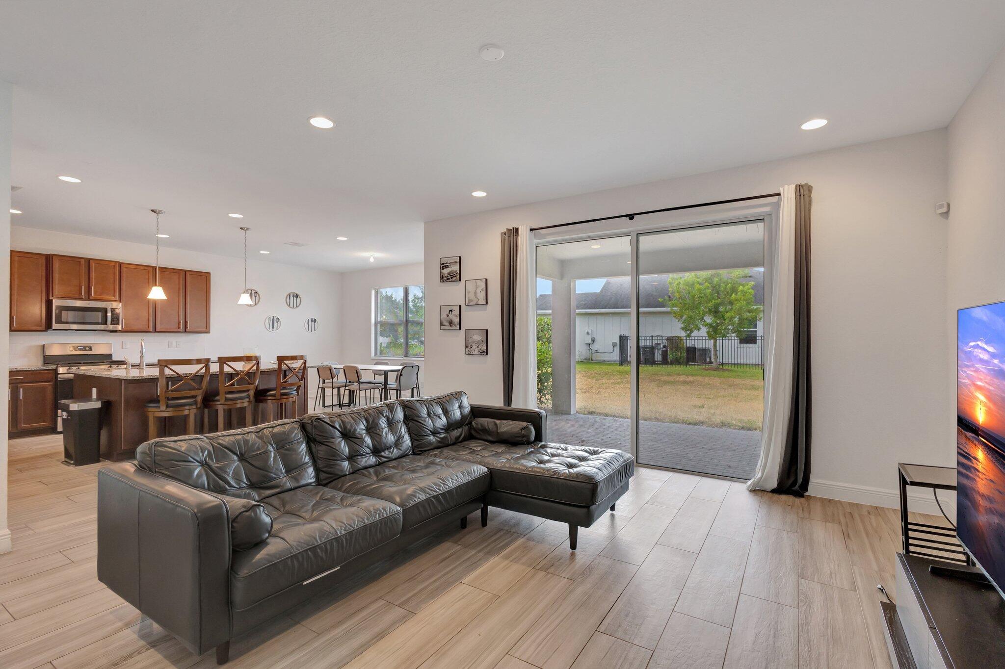 19654 Split Rail Run Loxahatchee, FL 33470 - Photo 12 of 45 32-web-or-mls-Split_36